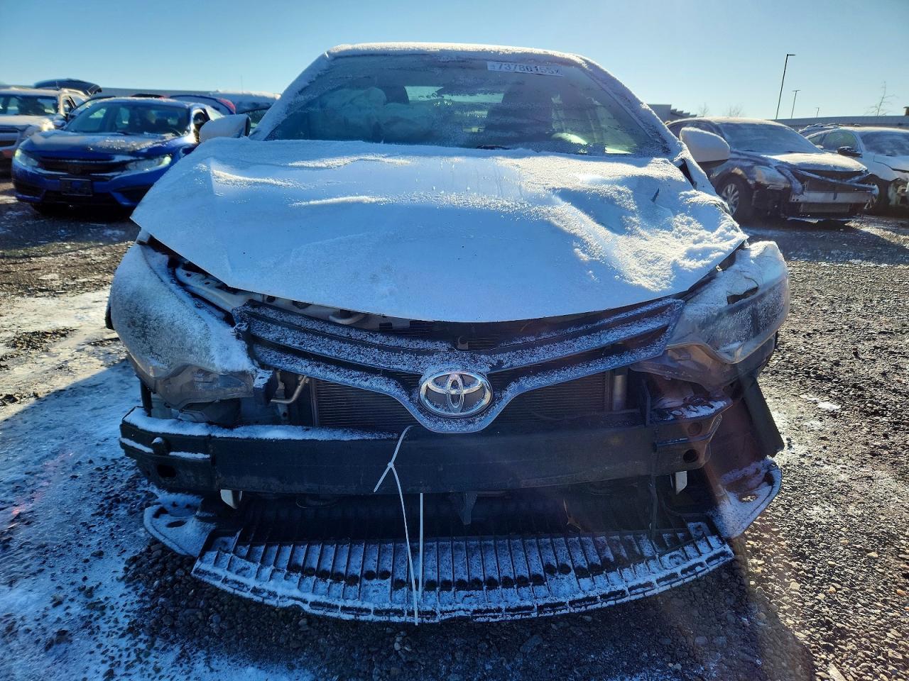 2015 TOYOTA COROLLA