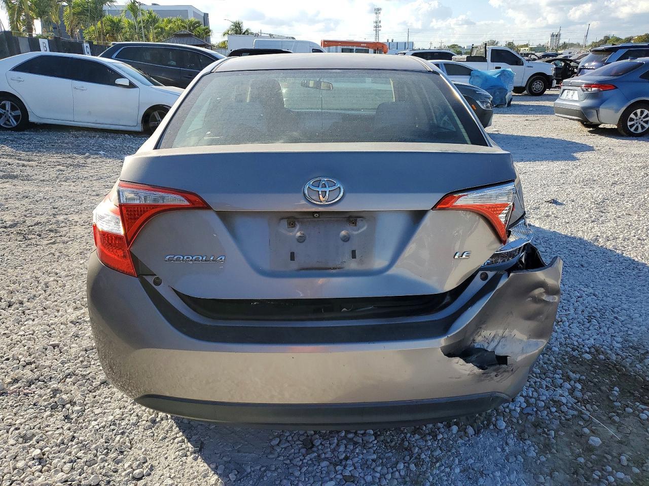 2015 TOYOTA COROLLA