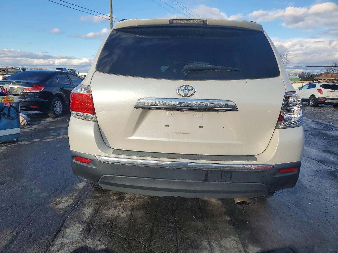 2012 TOYOTA HIGHLANDER