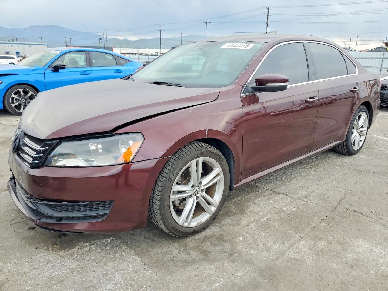 2014 VOLKSWAGEN Passat