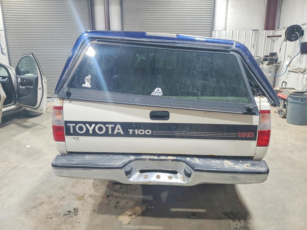 1998 TOYOTA T100