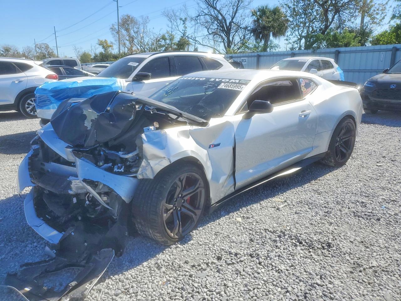 2017 CHEVROLET Camaro