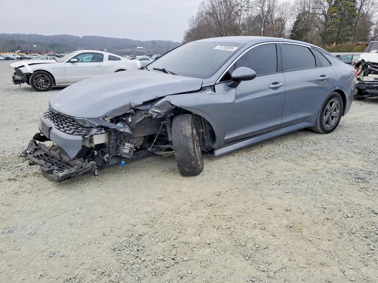 2023 KIA K5