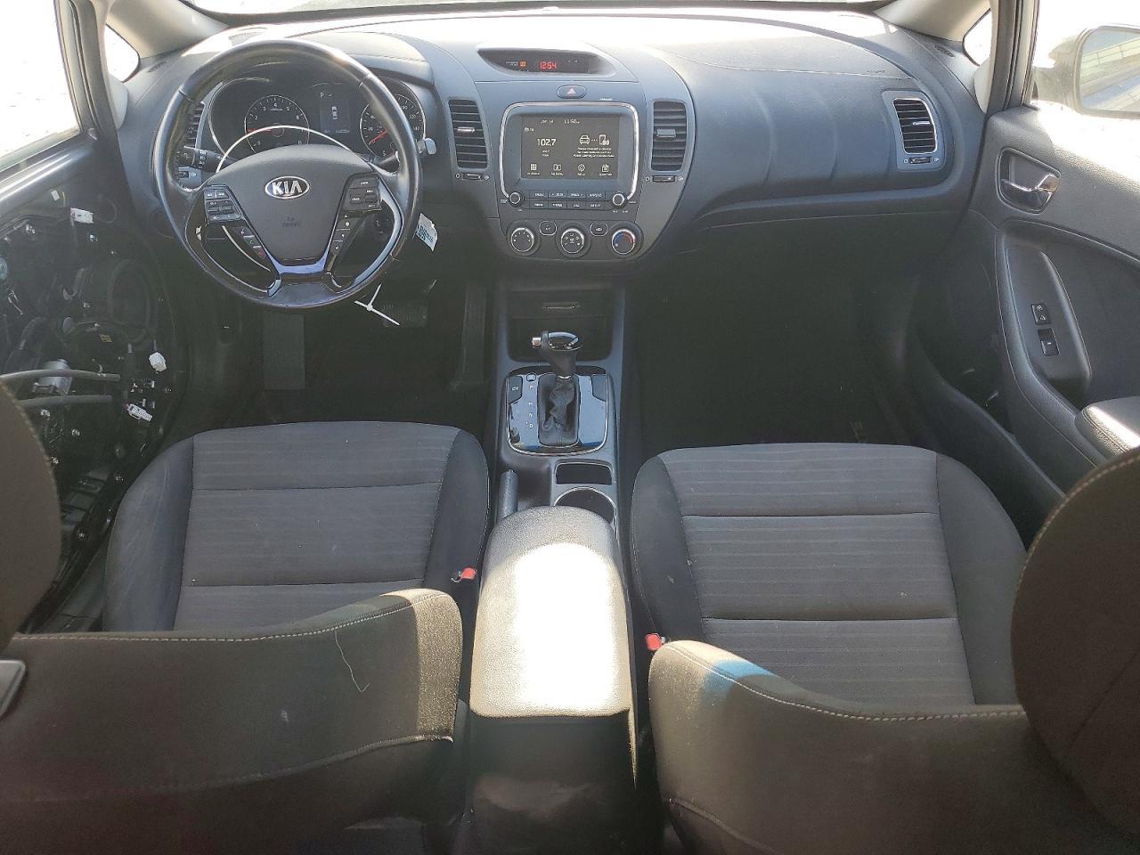 2017 KIA FORTE