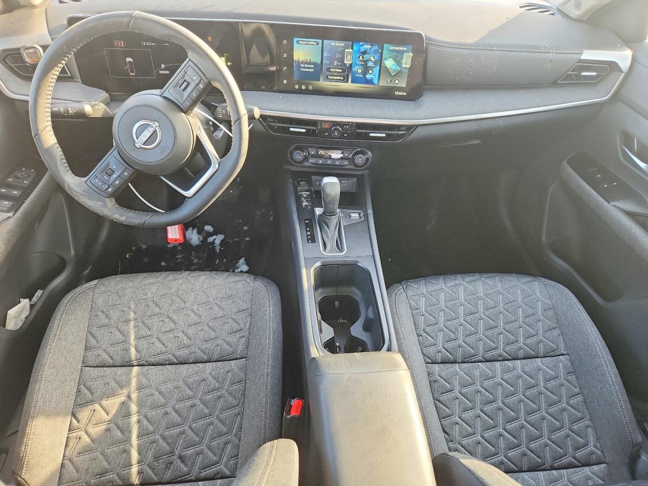 2026 NISSAN KICKS