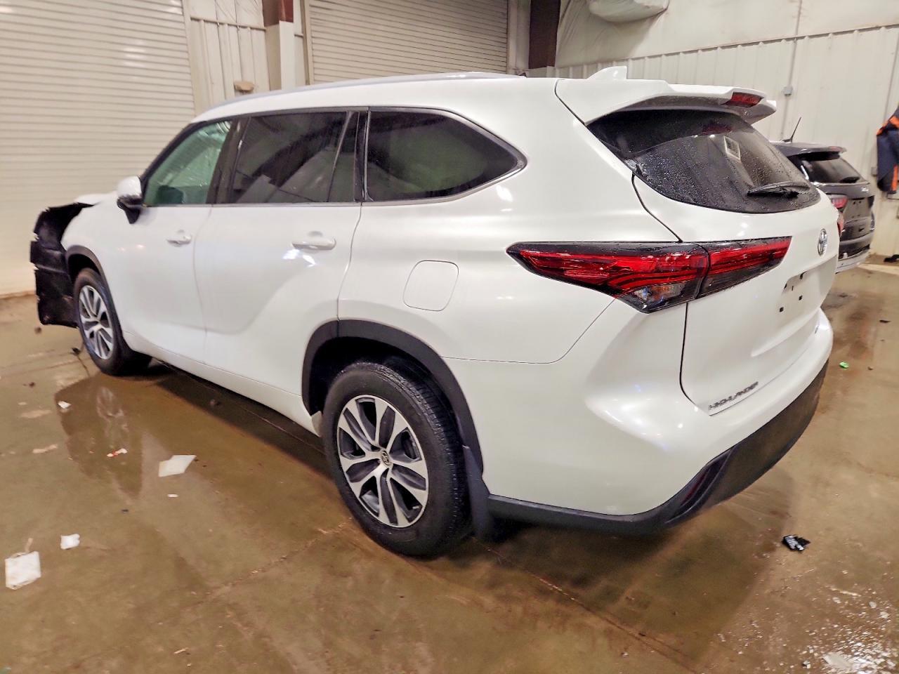 2022 TOYOTA HIGHLANDER