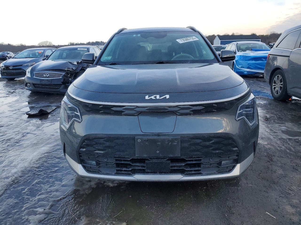 2023 KIA Niro