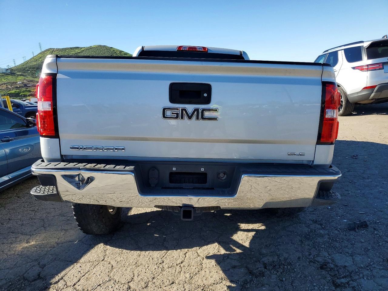 2018 GMC Sierra