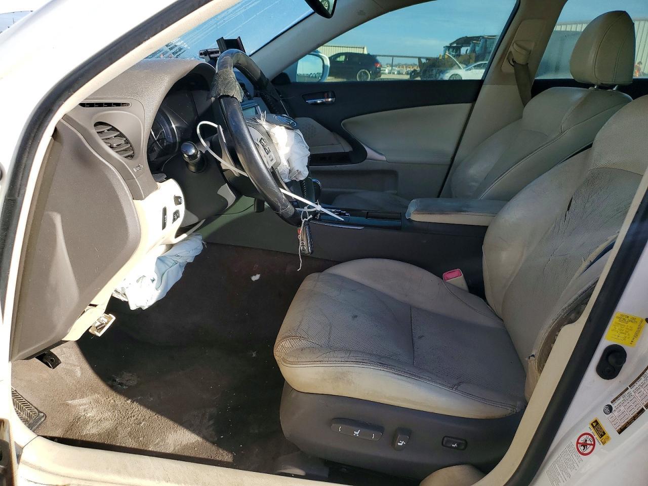 2013 LEXUS IS 250