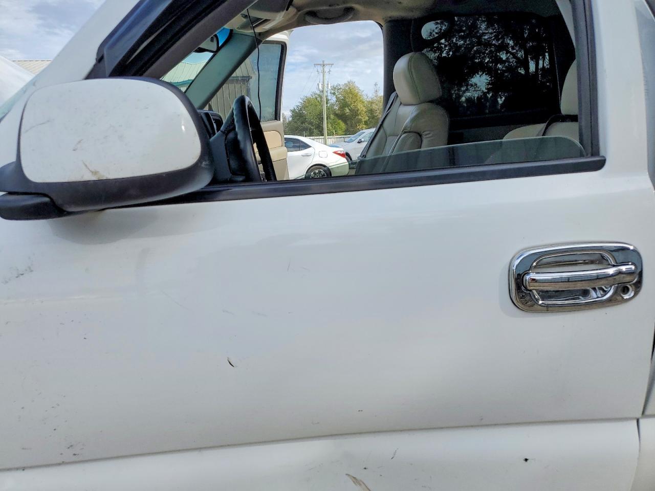 2002 CHEVROLET Tahoe
