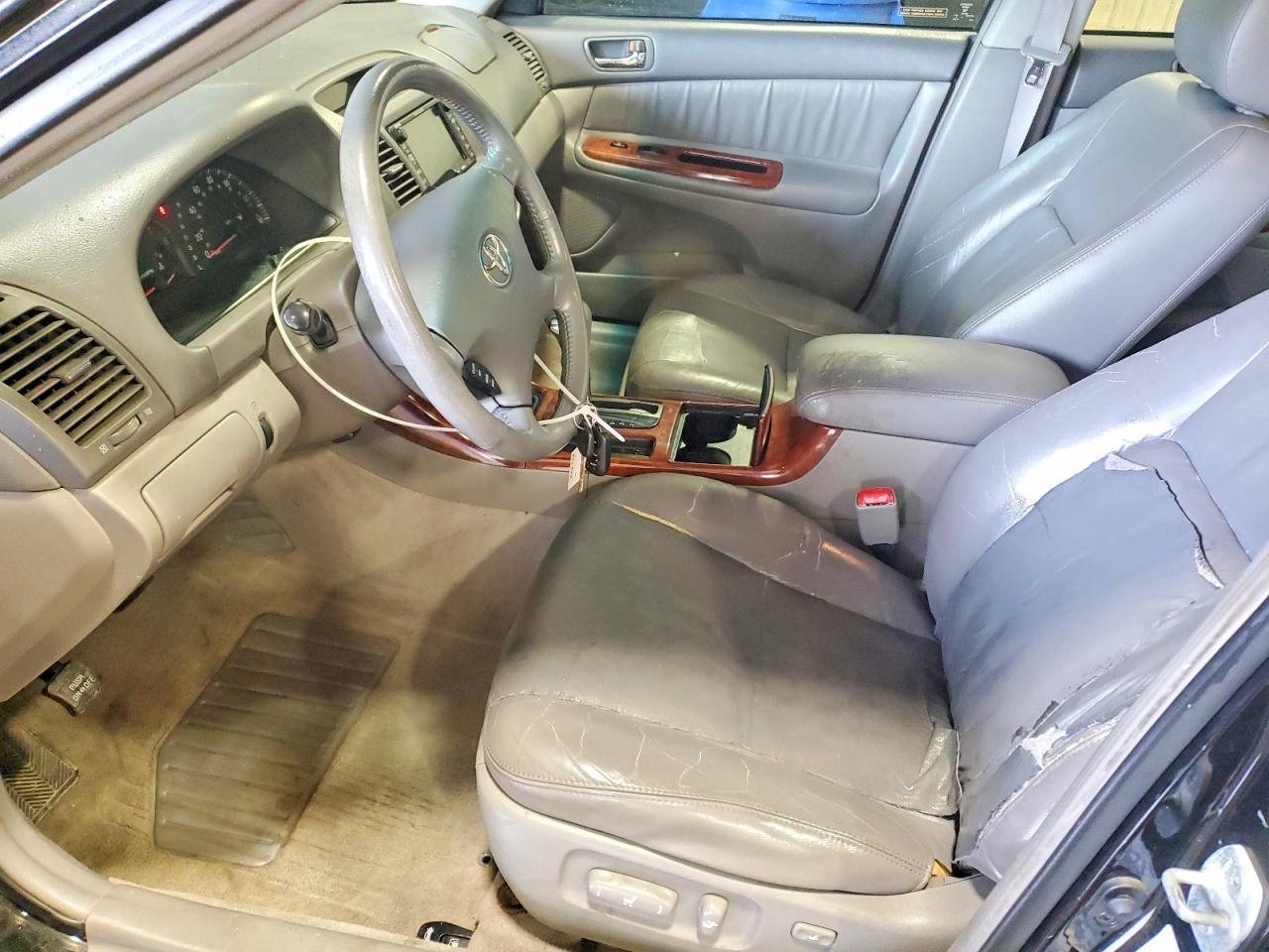 2004 TOYOTA CAMRY