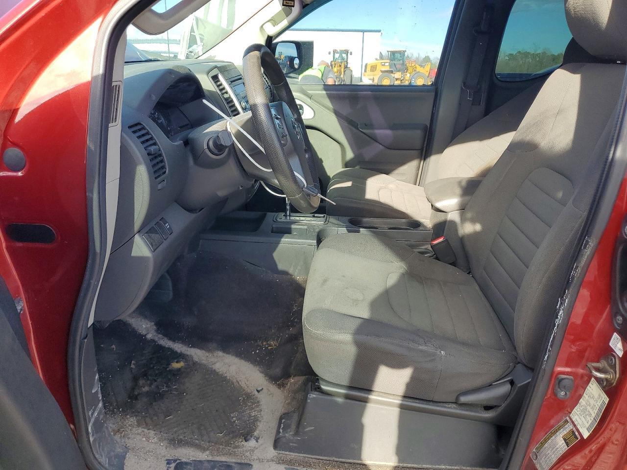2015 NISSAN Frontier