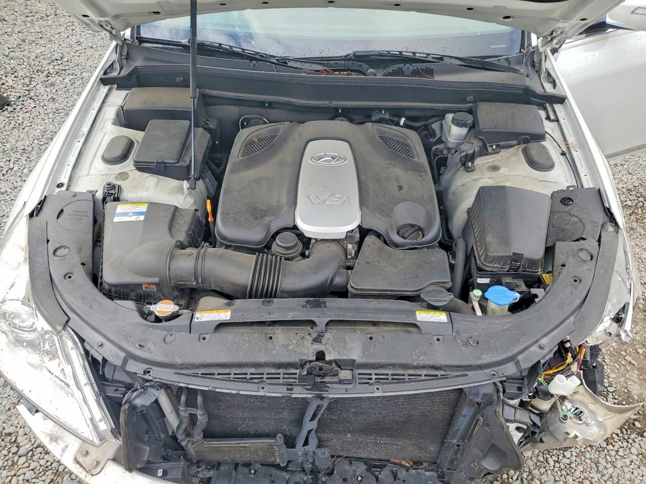 2011 HYUNDAI GENESIS