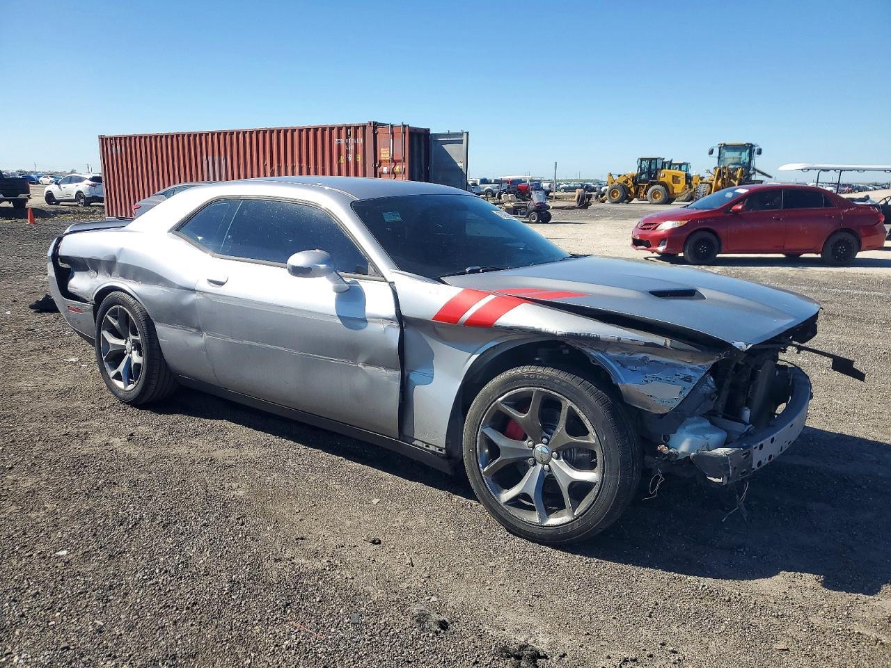 2015 DODGE Challenger