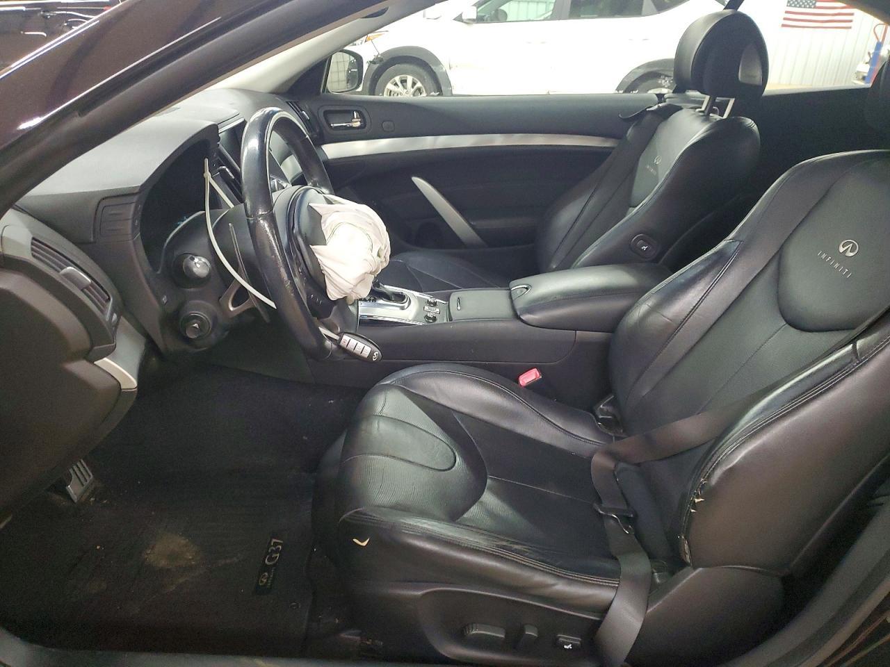 2012 INFINITI G37