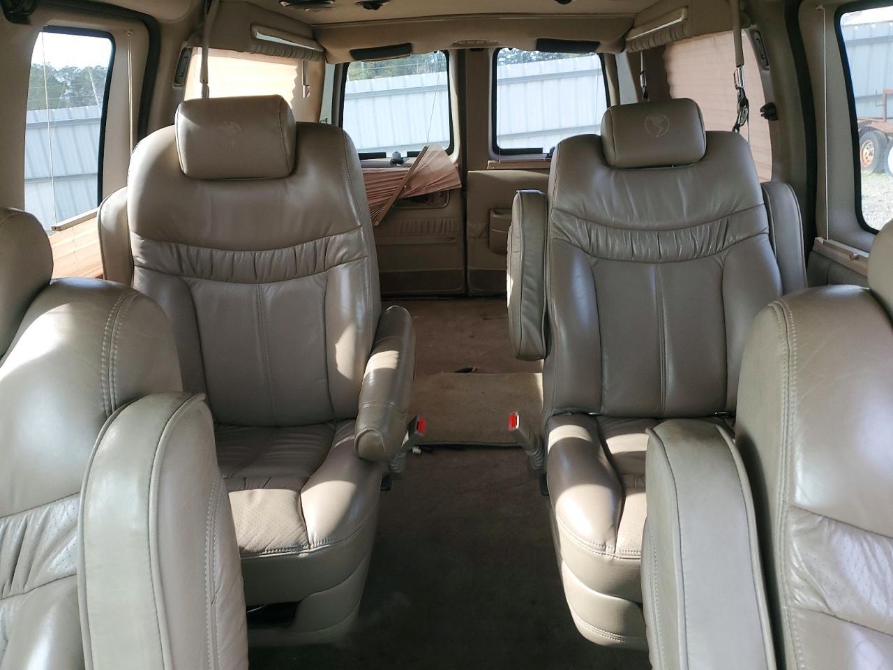 2007 GMC Savana