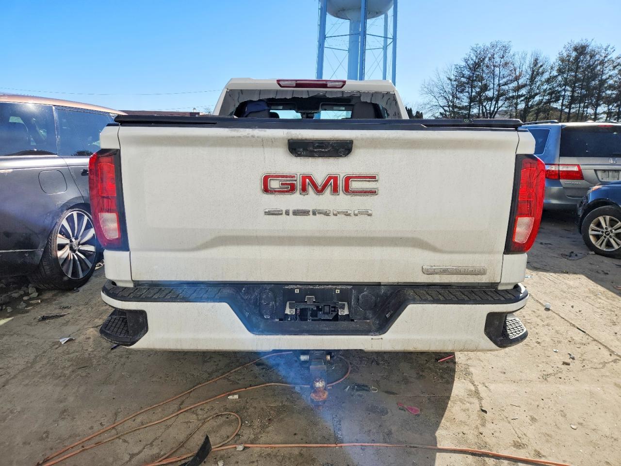 2024 GMC Sierra