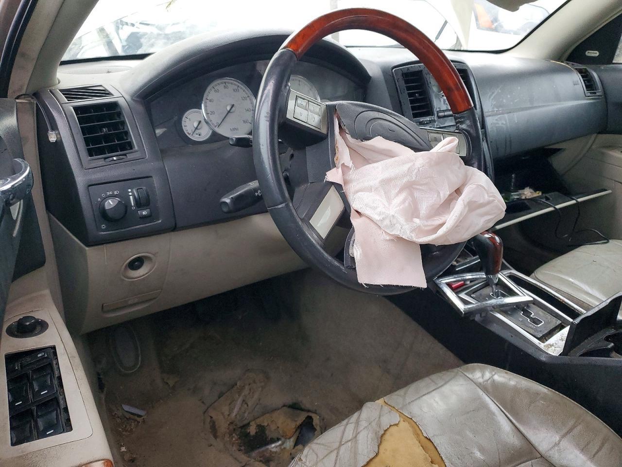 2006 CHRYSLER 300