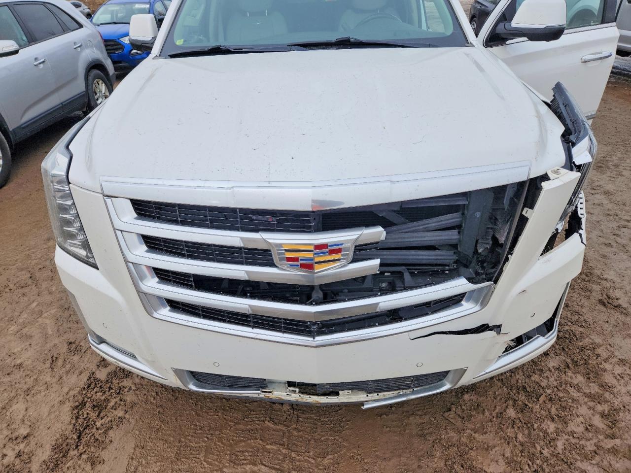 2016 CADILLAC Escalade ESV