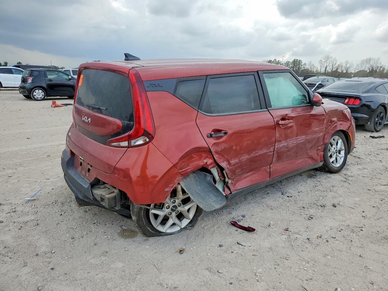 2022 KIA SOUL