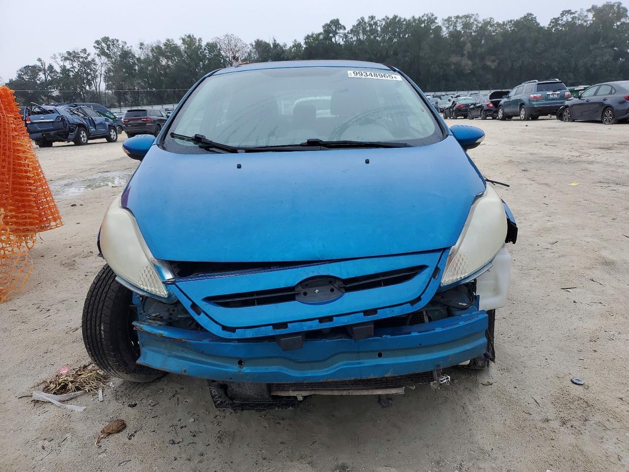 2013 FORD Fiesta