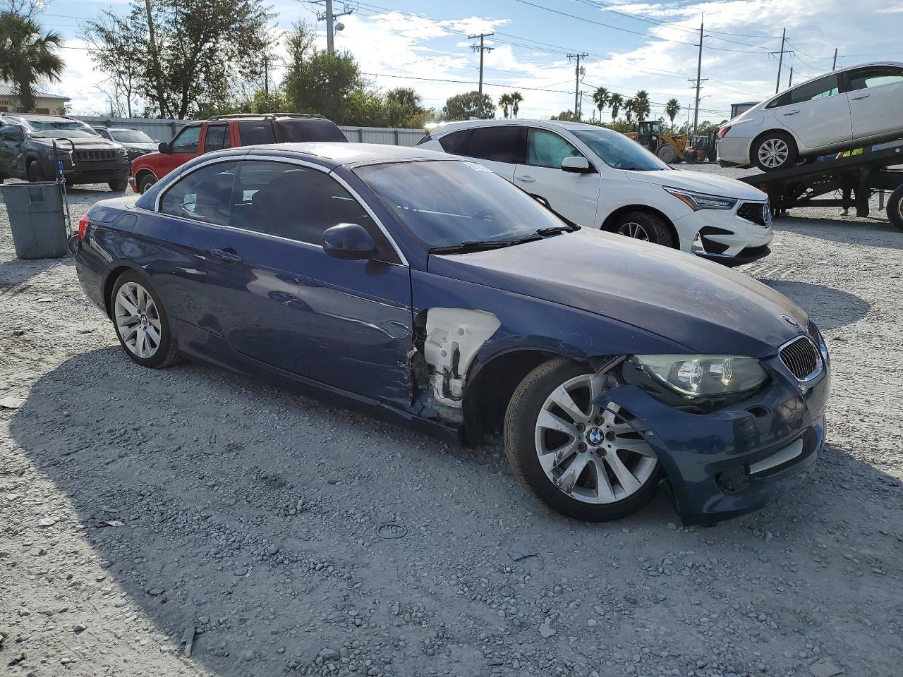 2013 BMW 3 SERIES