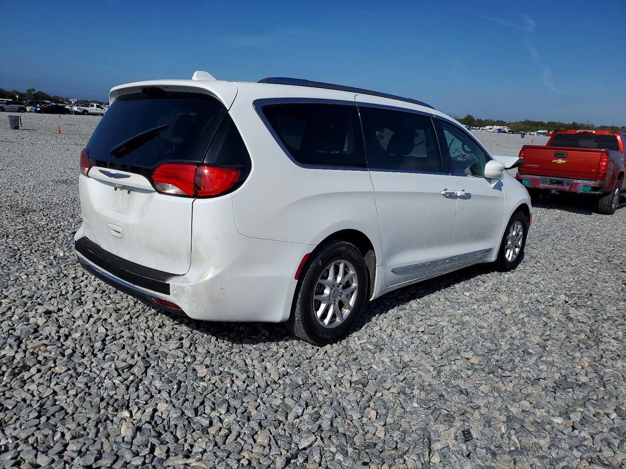 2020 CHRYSLER Pacifica