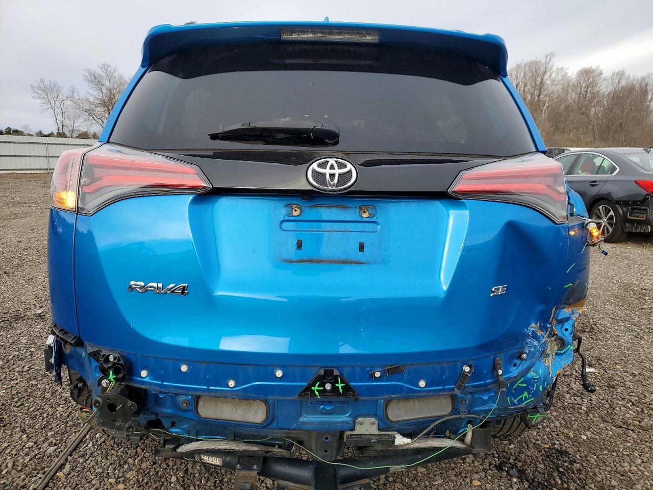 2016 TOYOTA RAV4