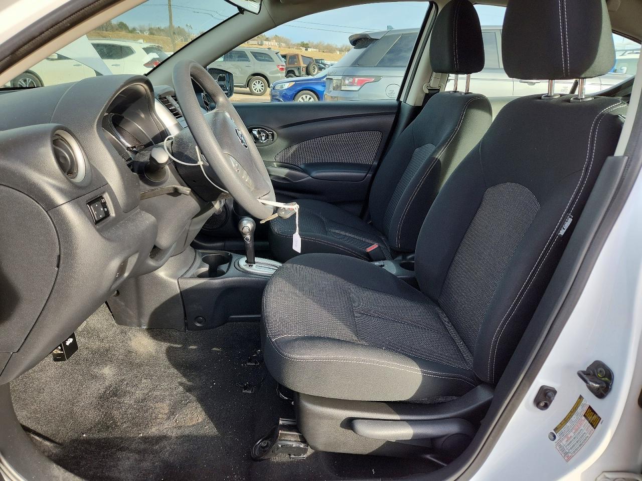 2015 NISSAN VERSA