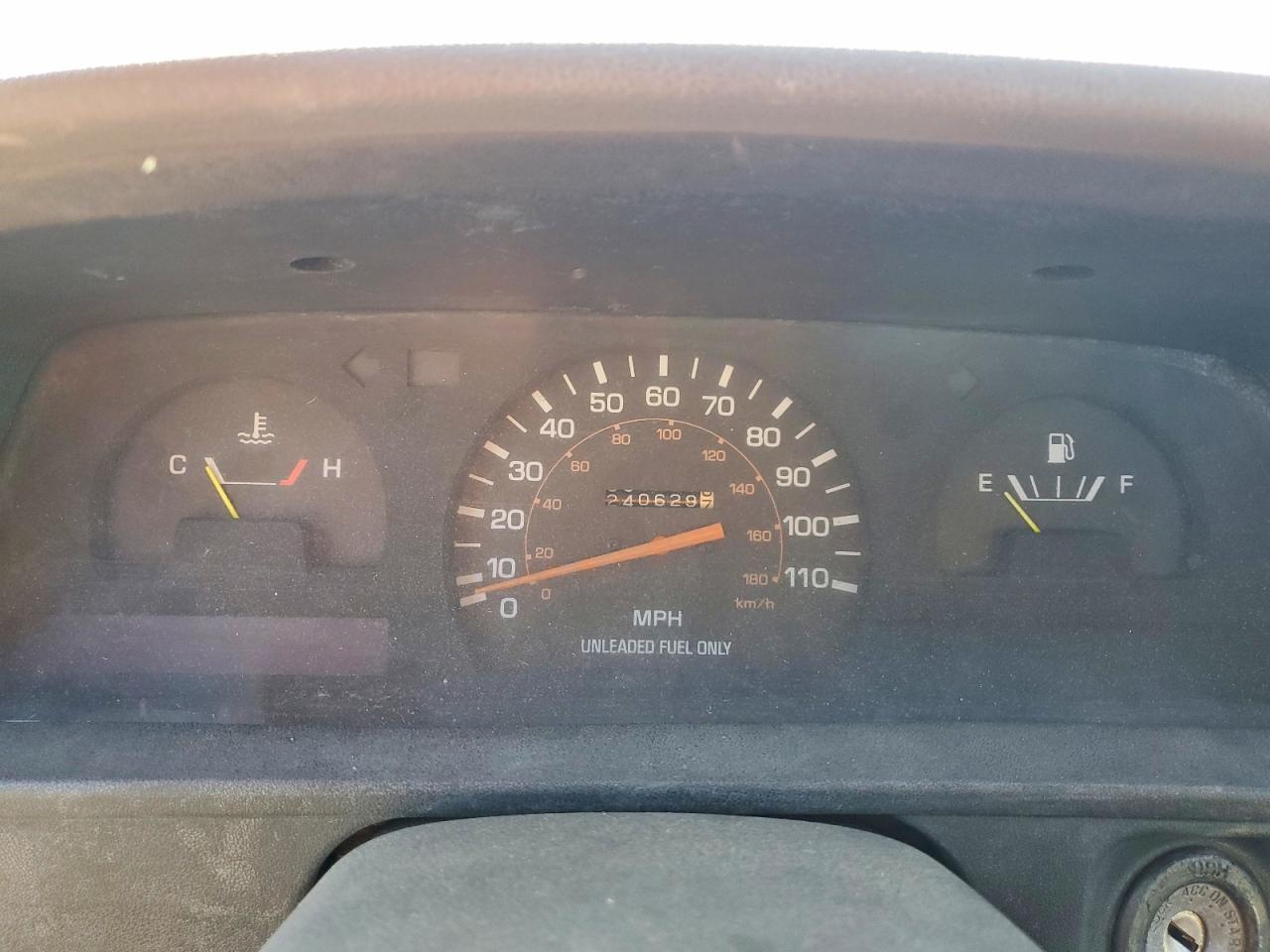 1989 TOYOTA Pickup