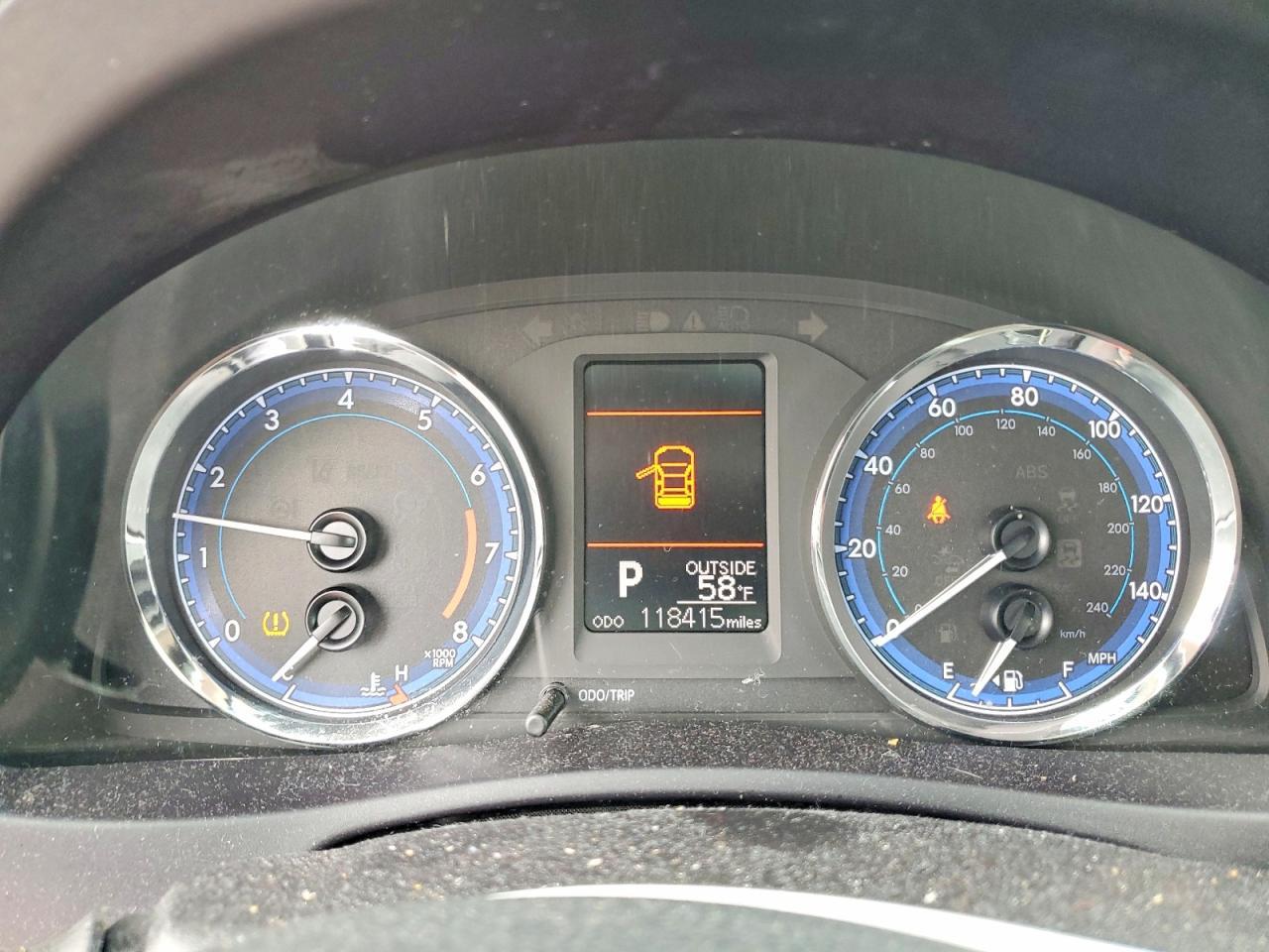 2018 TOYOTA COROLLA