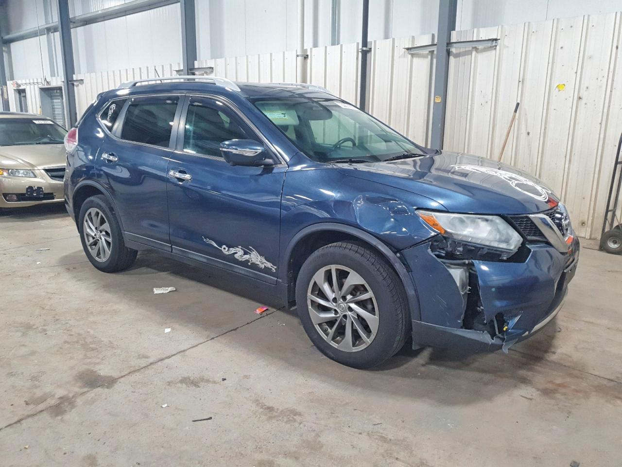 2015 NISSAN ROGUE