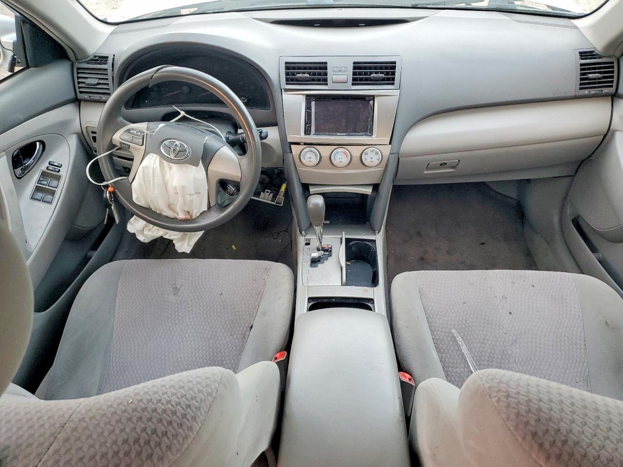 2011 TOYOTA CAMRY