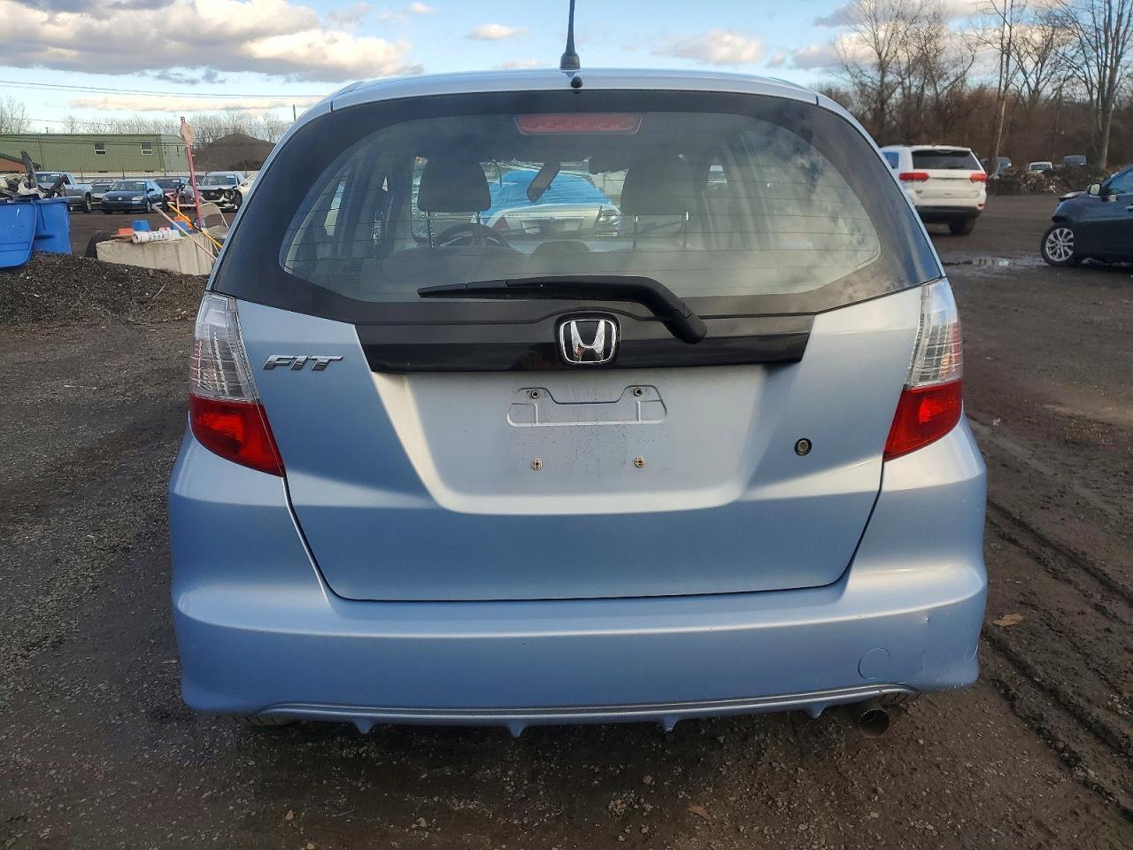 2010 HONDA FIT
