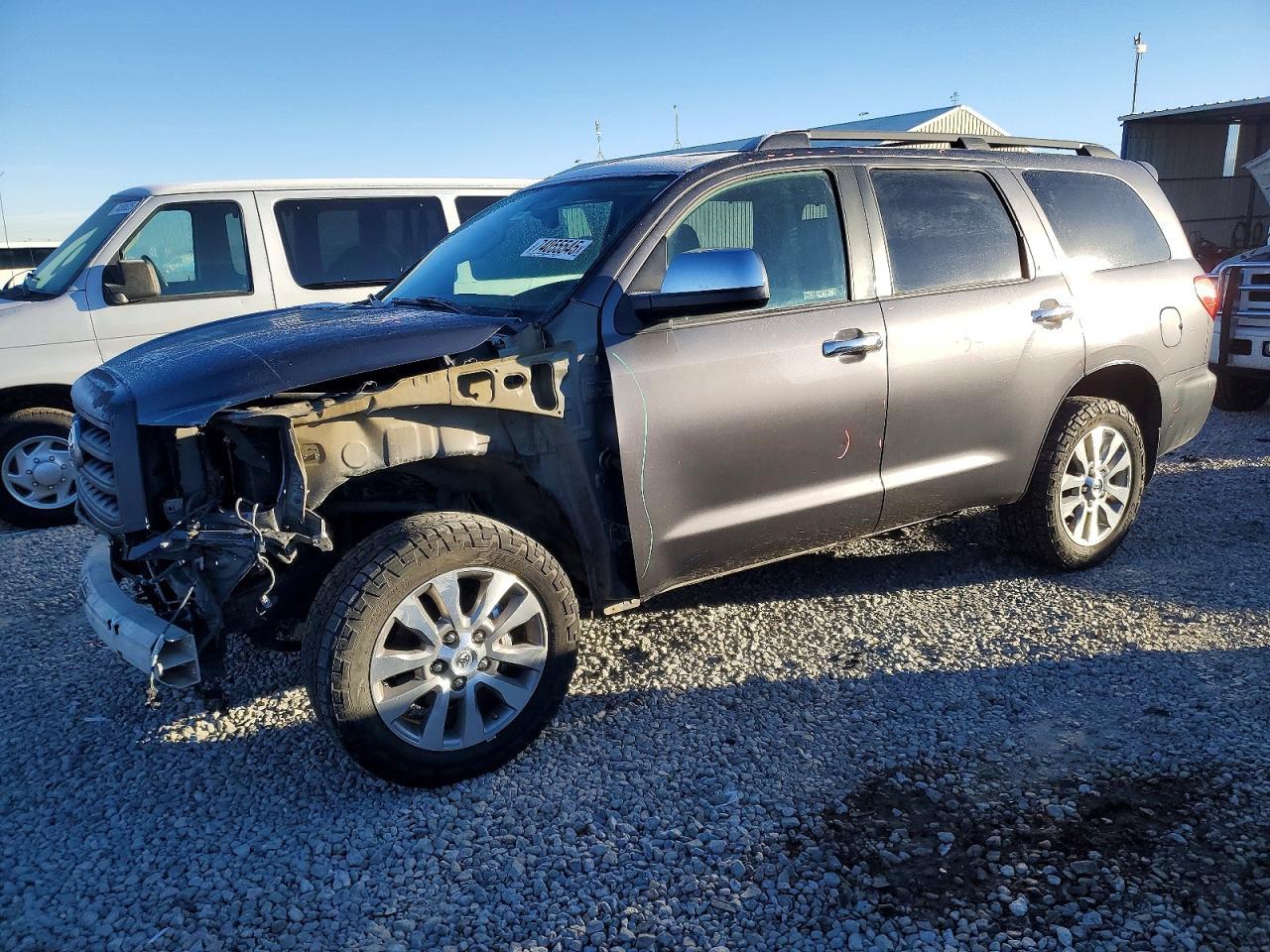 2011 TOYOTA Sequoia