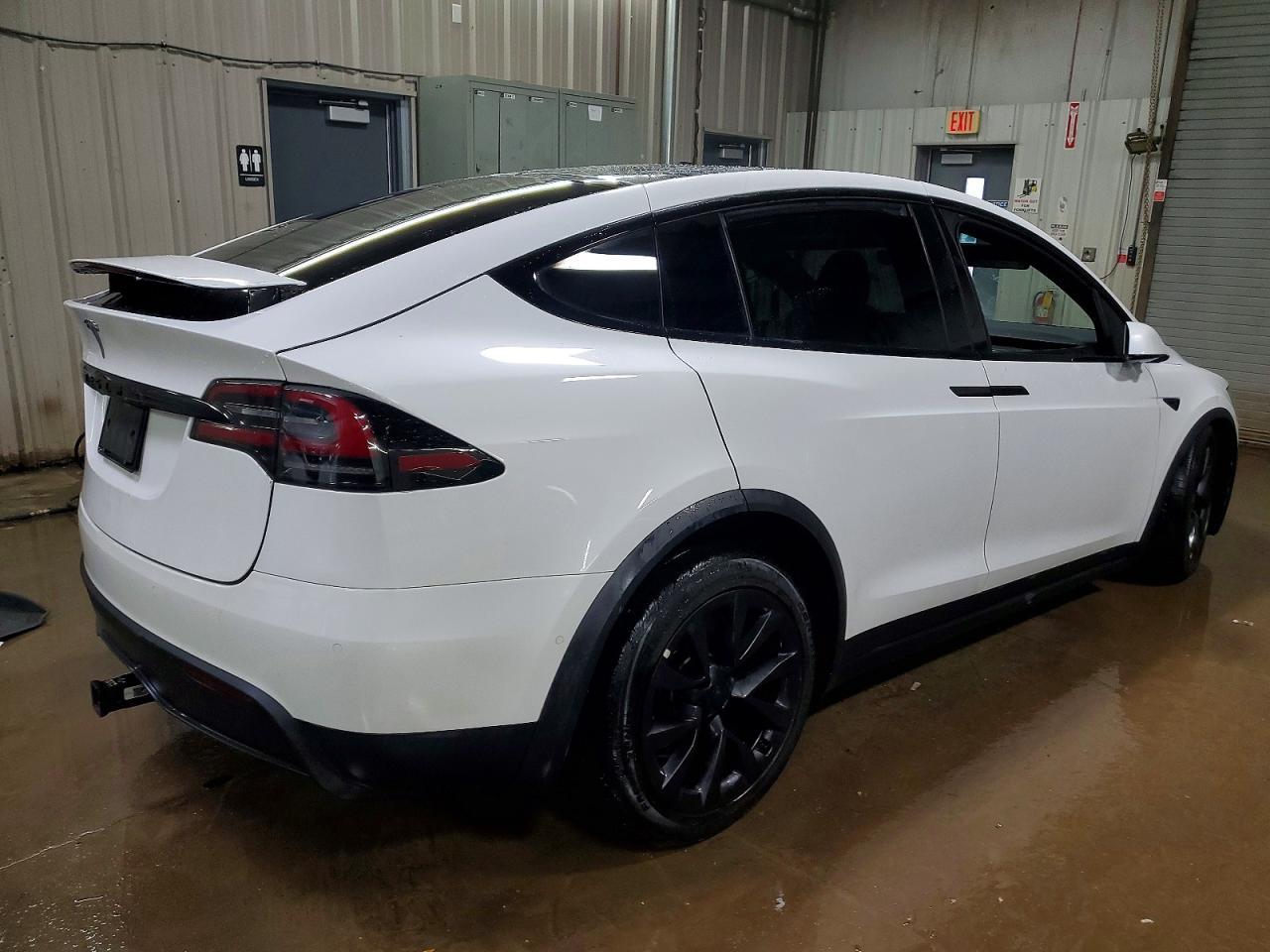 2023 TESLA MODEL X