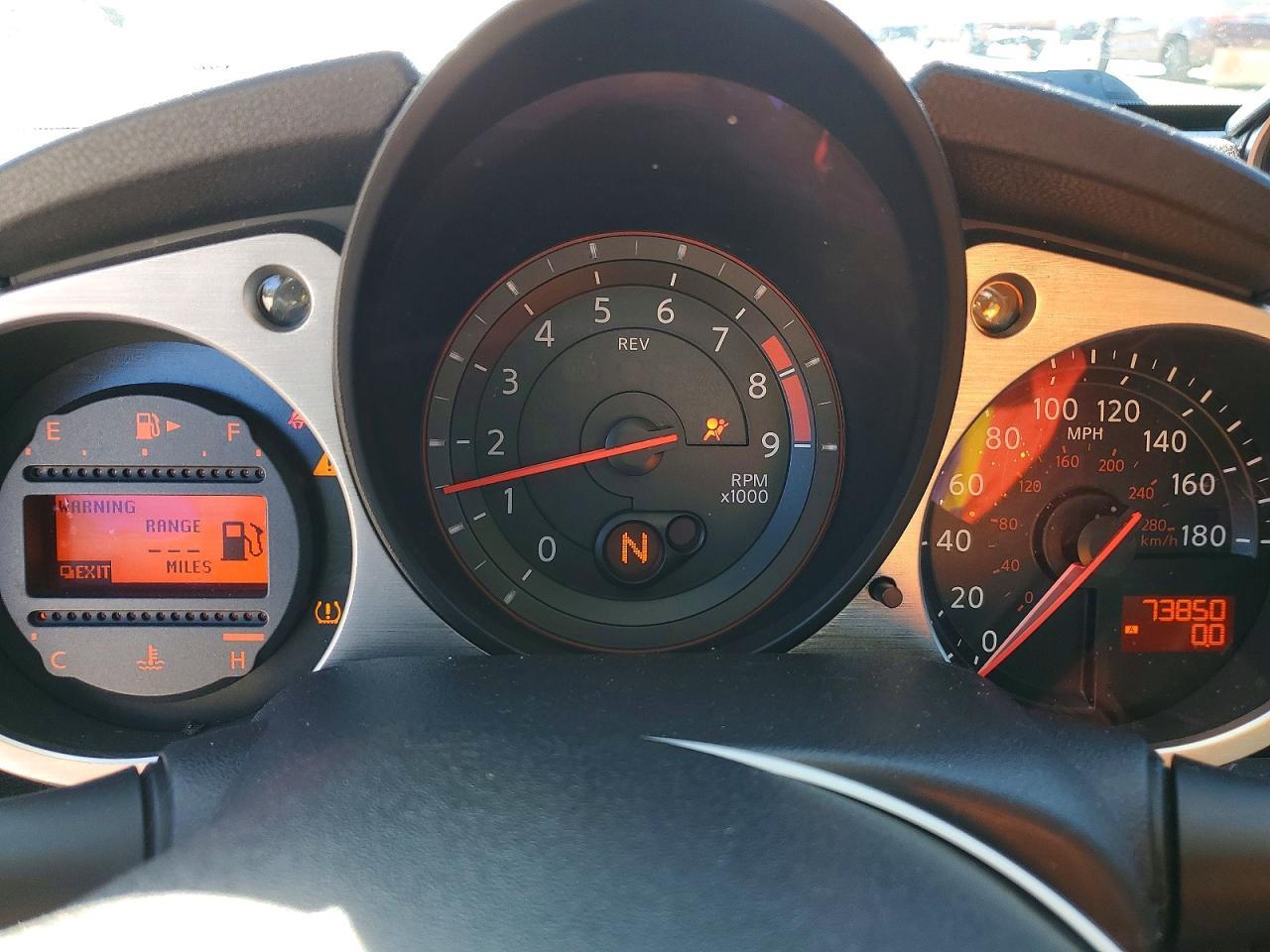 2016 NISSAN 370Z