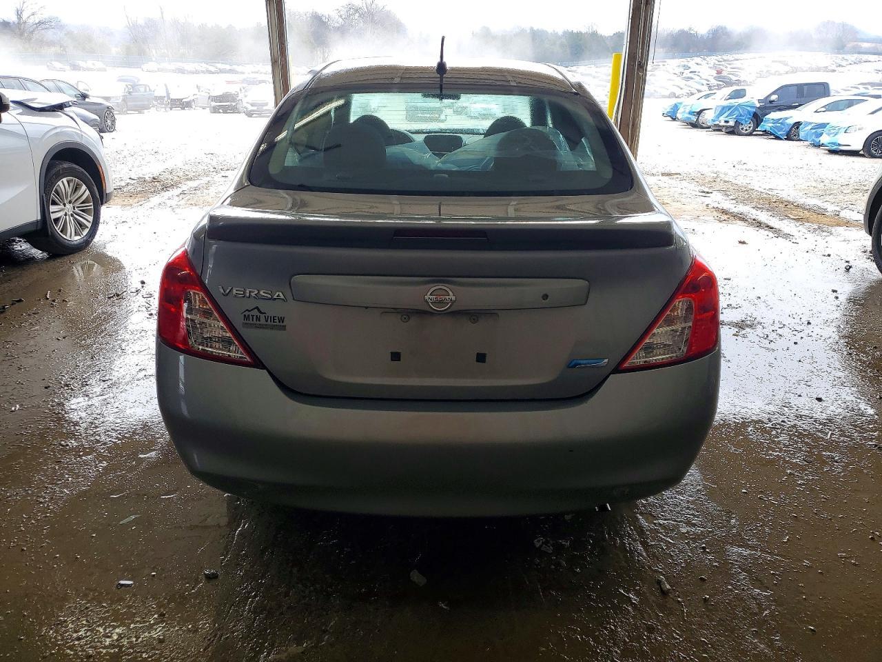 2013 NISSAN VERSA