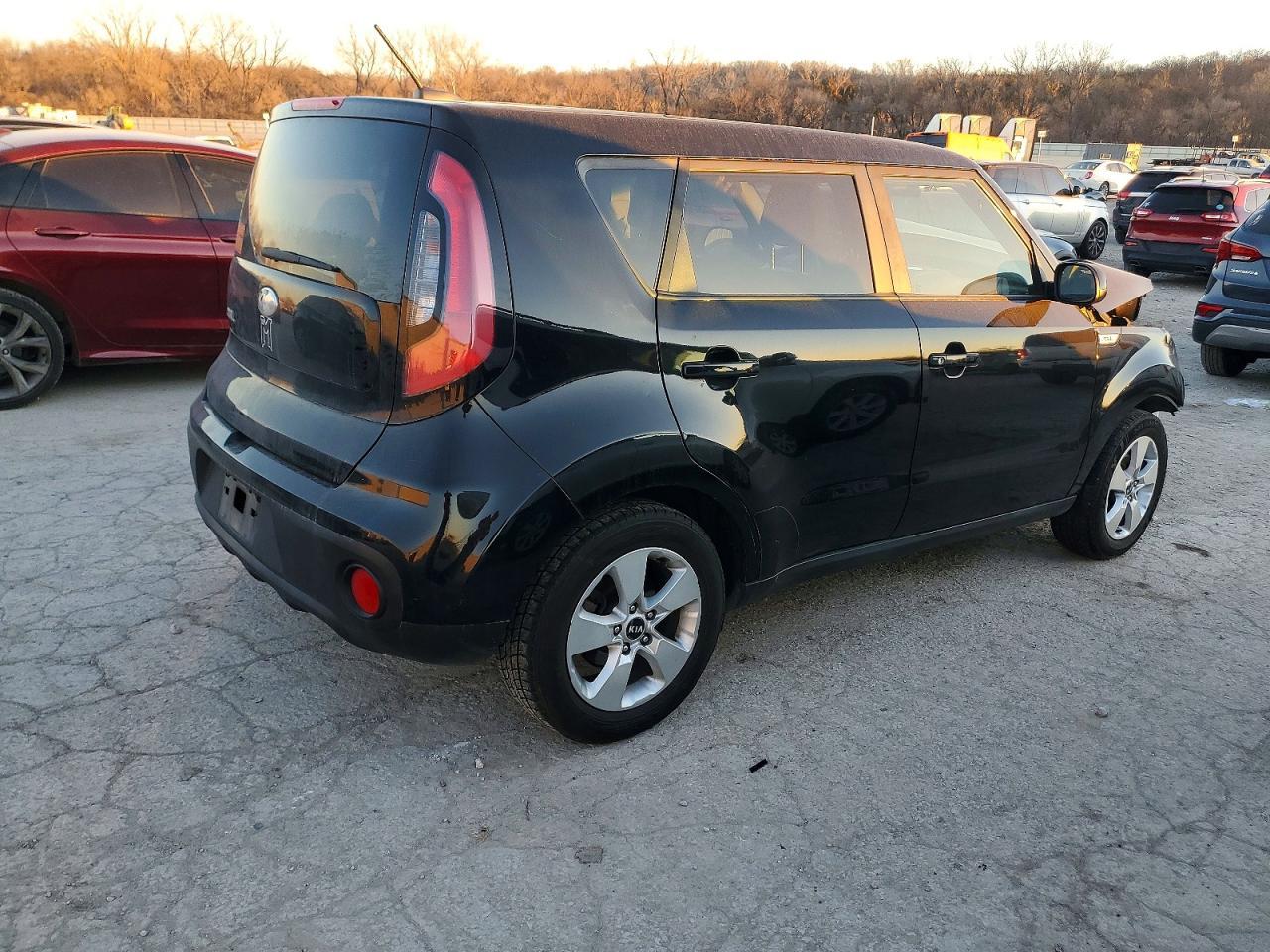2017 KIA SOUL