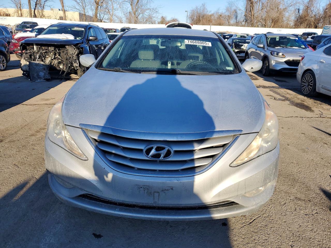 2013 HYUNDAI SONATA