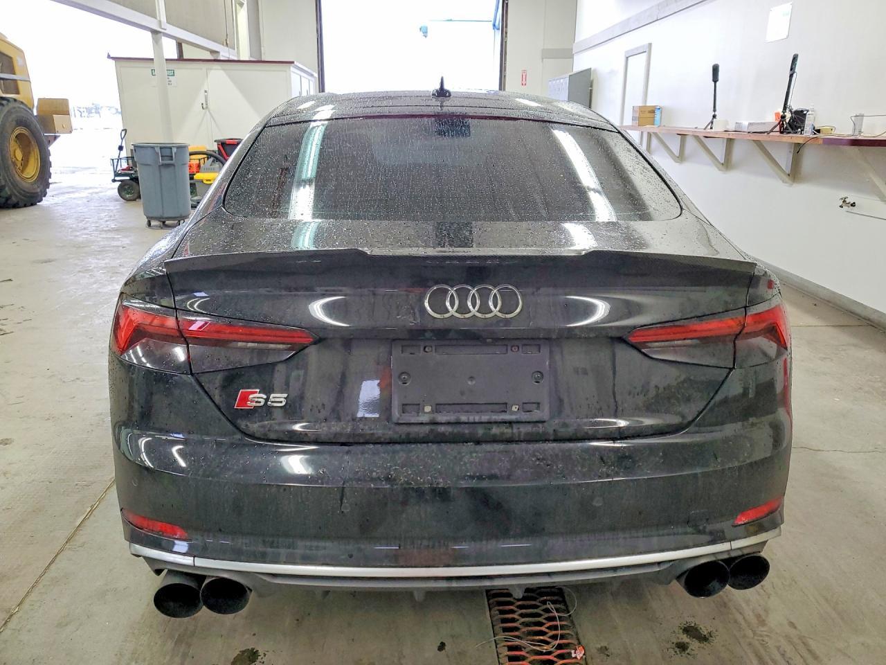 2018 AUDI S5