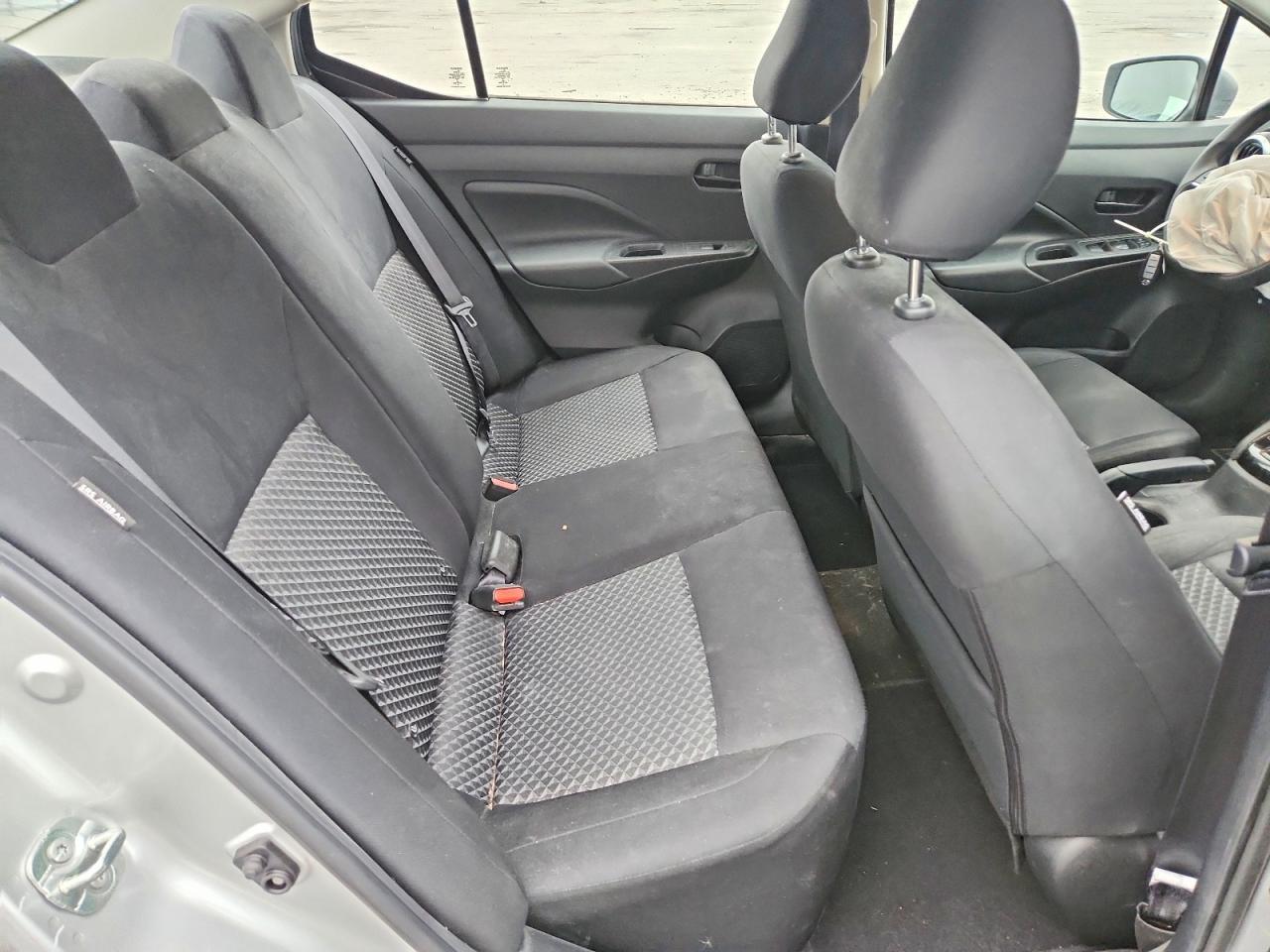 2021 NISSAN VERSA