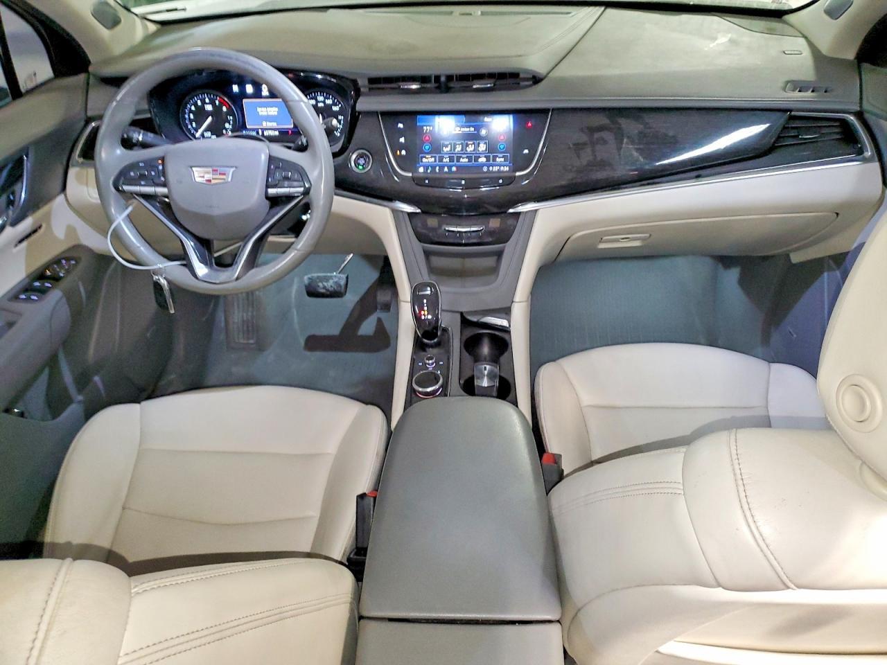 2020 CADILLAC XT6