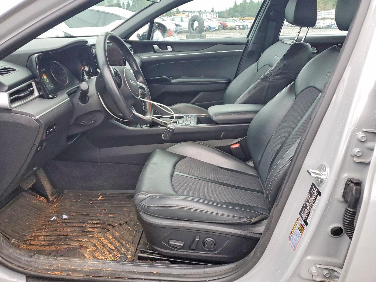 2022 KIA K5