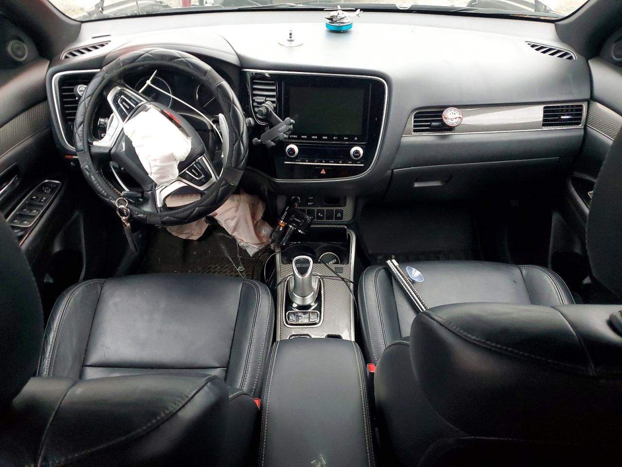 2022 MITSUBISHI outlander