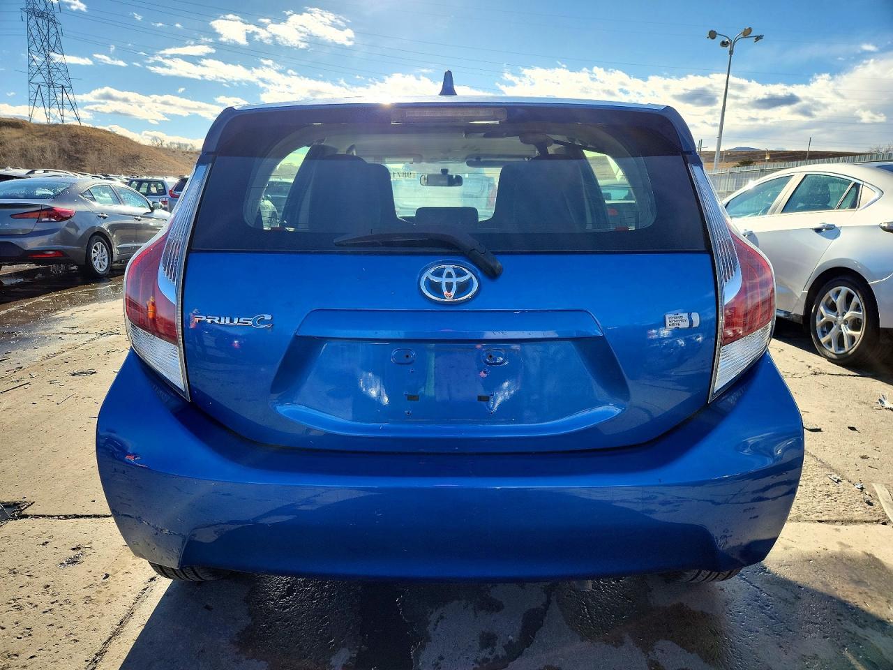 2015 TOYOTA Prius c