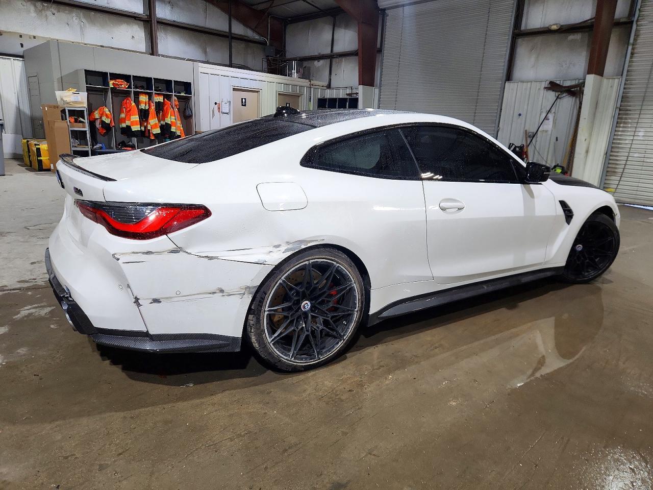 2022 BMW M4