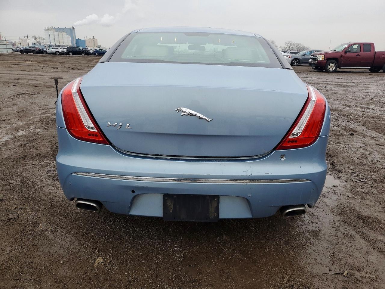 2011 JAGUAR Xj-Series