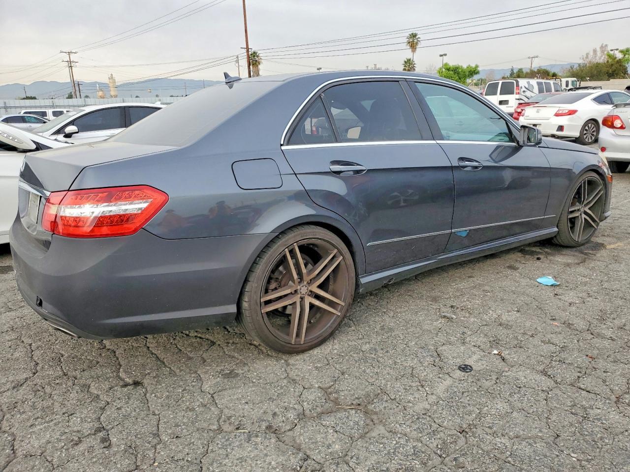 2010 MERCEDES-BENZ E-Class