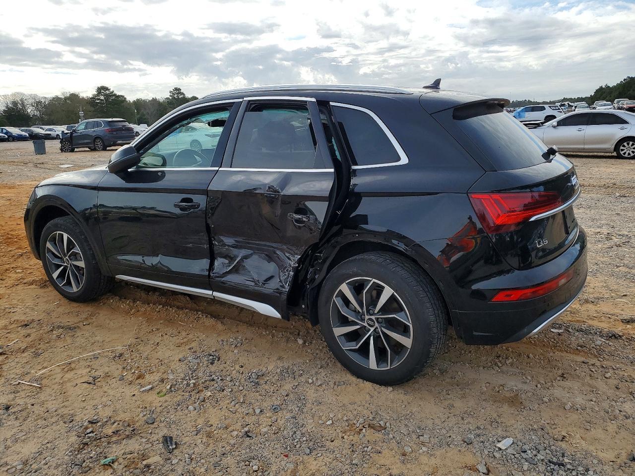 2021 AUDI Q5